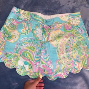 Lilly Pulitzer buttercup shorts
